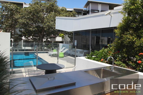 Code Apartments - Lightning Ridge Tourism 20