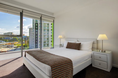 Code Apartments - Lightning Ridge Tourism 24