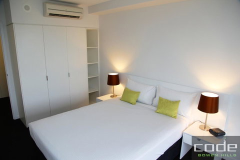 Code Apartments - Lightning Ridge Tourism 19