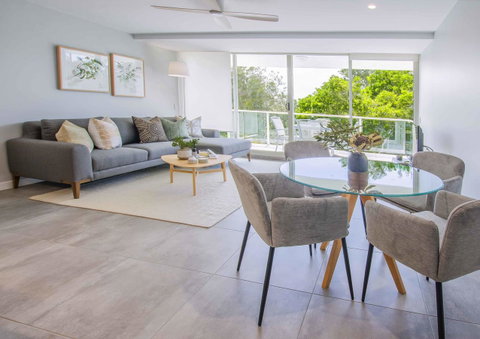 84 The Spit Holiday Apartments - Lightning Ridge Tourism 10
