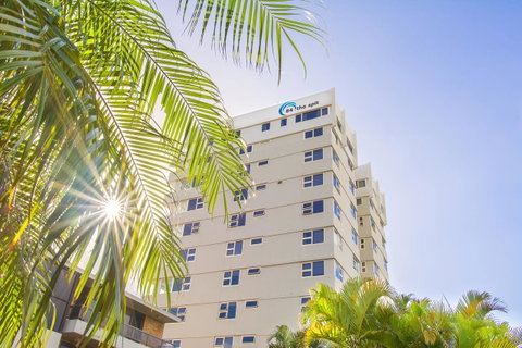 84 The Spit Holiday Apartments - Lightning Ridge Tourism 4