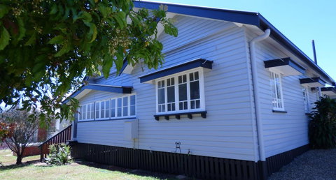 Lilly Pilly House - Lightning Ridge Tourism 0