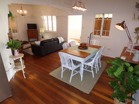 Lilly Pilly House - Lightning Ridge Tourism 4