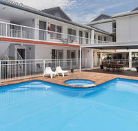 Sunshine Beach Resort - Lightning Ridge Tourism