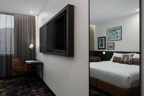 Rydges Fortitude Valley - Lightning Ridge Tourism 12