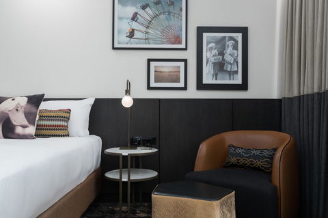 Rydges Fortitude Valley - Lightning Ridge Tourism 5