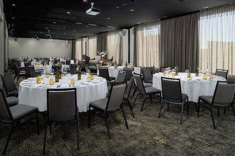 Rydges Fortitude Valley - Lightning Ridge Tourism 42