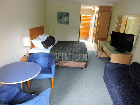 Best Western Airport 85 Motel - Lightning Ridge Tourism 24