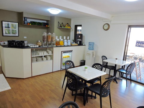 Best Western Airport 85 Motel - Lightning Ridge Tourism 11