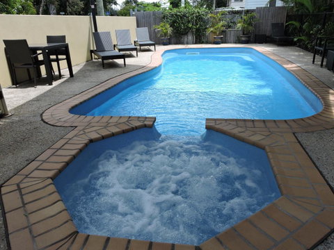 Best Western Airport 85 Motel - Lightning Ridge Tourism 2