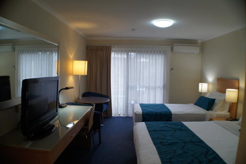 Best Western Airport 85 Motel - Lightning Ridge Tourism 26