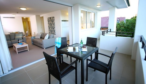 Domain Serviced Apartments - Lightning Ridge Tourism 18