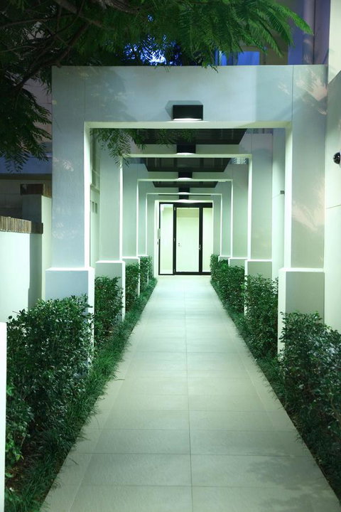 Domain Serviced Apartments - Lightning Ridge Tourism 8