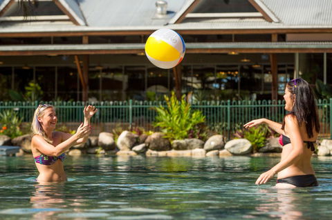 Cairns Colonial Club Resort - Lightning Ridge Tourism 18