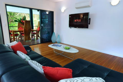 Misty Mountains Rainforest Retreat - Lightning Ridge Tourism 10