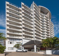 Broadbeach Savannah Resort - Lightning Ridge Tourism