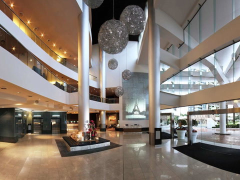 Sofitel Gold Coast Broadbeach - Lightning Ridge Tourism 40