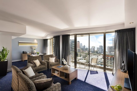 Sofitel Gold Coast Broadbeach - Lightning Ridge Tourism 21