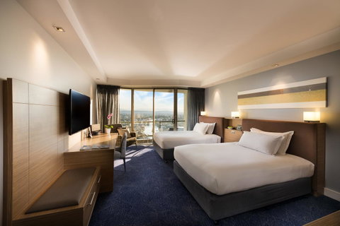 Sofitel Gold Coast Broadbeach - Lightning Ridge Tourism 6