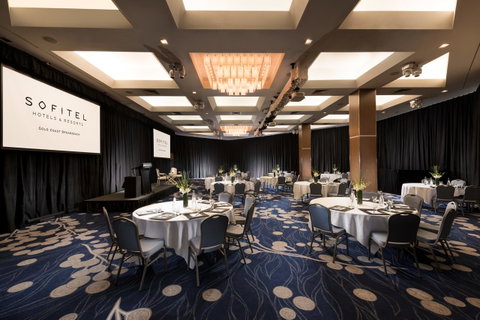 Sofitel Gold Coast Broadbeach - Lightning Ridge Tourism 30