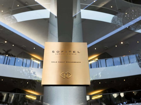 Sofitel Gold Coast Broadbeach - Lightning Ridge Tourism 12