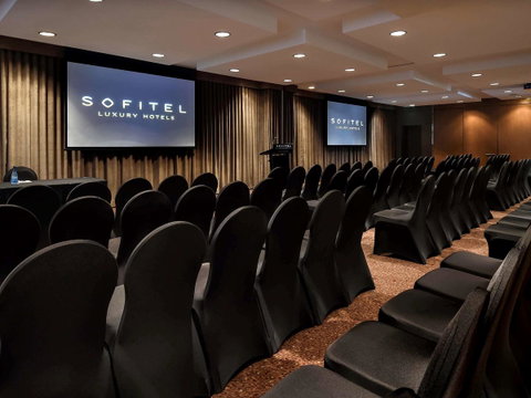 Sofitel Gold Coast Broadbeach - Lightning Ridge Tourism 38