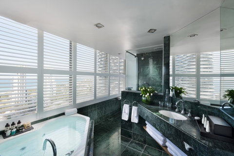 Sofitel Gold Coast Broadbeach - Lightning Ridge Tourism 24