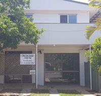 Highland House - Lightning Ridge Tourism