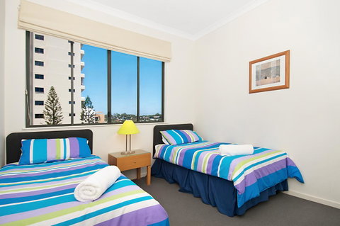 Meridian Alex Beach Apartments - Lightning Ridge Tourism 17