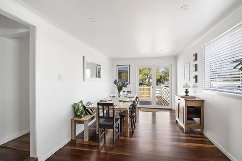 The Lighthouse - Lightning Ridge Tourism 8