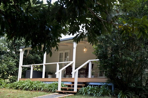 Curtis Falls Cottage - Lightning Ridge Tourism 12