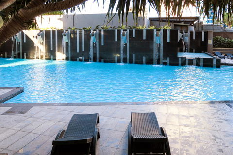 Circle On Cavill Surfers Paradise Apartments-Holiday Paradise - Lightning Ridge Tourism 11