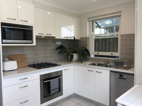 Waterview Cottage - Lightning Ridge Tourism 0
