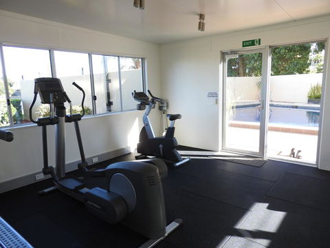 Waterways Apartments - Lightning Ridge Tourism 1