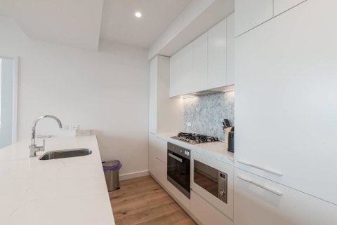 Whitehorse Tower 2 Bedroom 2 Bath - Lightning Ridge Tourism 2