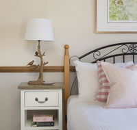 Windsors Edge Cottage Pokolbin - Lightning Ridge Tourism