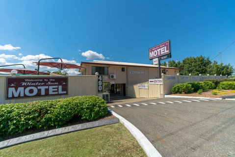 Winter Sun Motel - Lightning Ridge Tourism 2