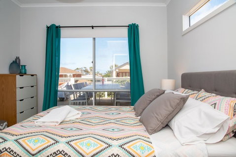 Xanadu - Aldinga Beach - Lightning Ridge Tourism 2