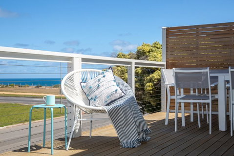 Xanadu - Aldinga Beach - Lightning Ridge Tourism 0