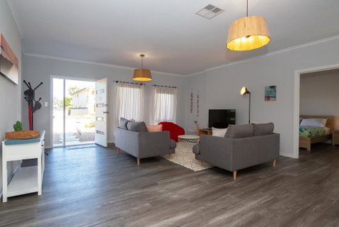 Xanadu - Aldinga Beach - Lightning Ridge Tourism 3