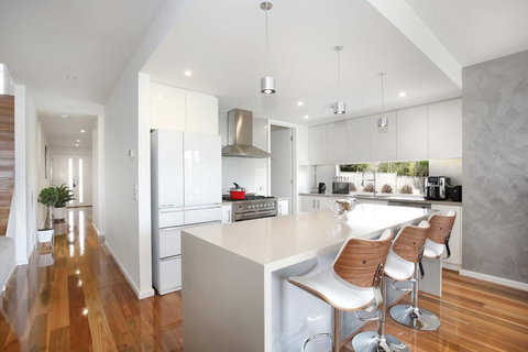 Xus Residence - Lightning Ridge Tourism 3