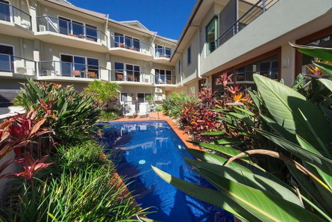 Yamba Beach Motel - Lightning Ridge Tourism 0