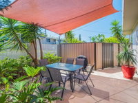 Book Yamba Accommodation Vacations Lightning Ridge Tourism Lightning Ridge Tourism