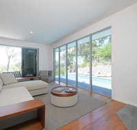 YARINGA - Retreat Style Accomodation with Swimming Pool - Lightning Ridge Tourism