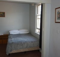 Young Budget Accommodation - Lightning Ridge Tourism