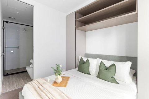 A 2BR Apt Near Melbourne Central & QV Market - Lightning Ridge Tourism 1