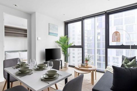 A 2BR Apt Near Melbourne Central & QV Market - Lightning Ridge Tourism 0