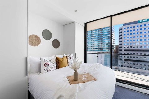 A 2BR Apt Near Shrine Of Remembrance FREE Parking - Lightning Ridge Tourism 1