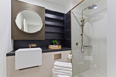 A Chic 2BR Apt Right Next To Melbourne Central - Lightning Ridge Tourism 3