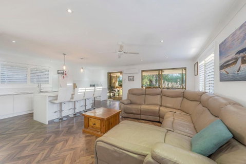 Absolute Waterfront - Lightning Ridge Tourism 3